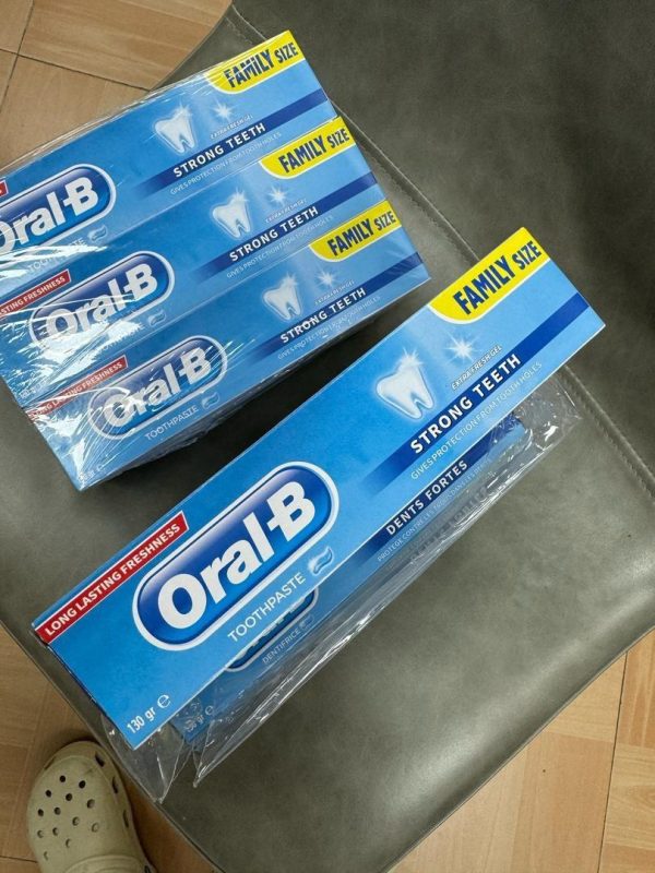 130grams of OralB toothpaste